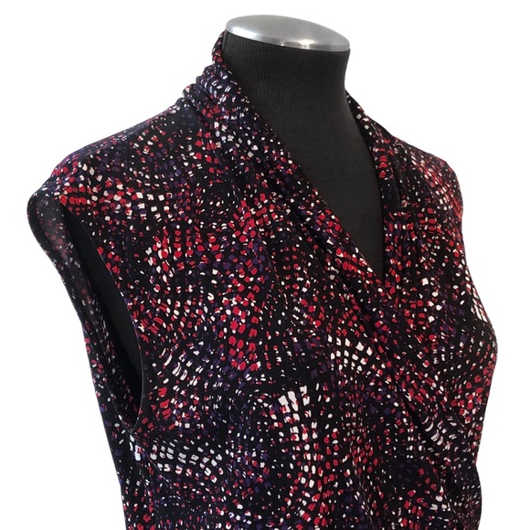 Vince Camuto - Drape Neck Faux Wrap Print Stretch Top – Large - Picture 3 of 9